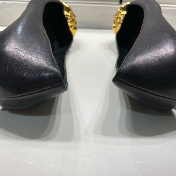 Versace flats - Picture 3 of 5